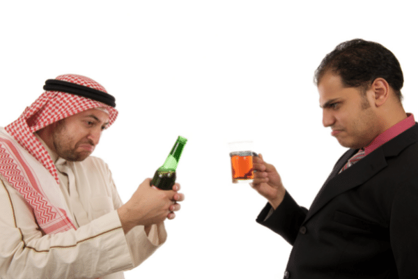 5. Hạn chế rủi ro do sự khác biệt về văn hóa, nhận thức ở từng quốc gia