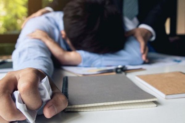 3 lỗi phổ biến khiến công sở ngày càng nghèo đói