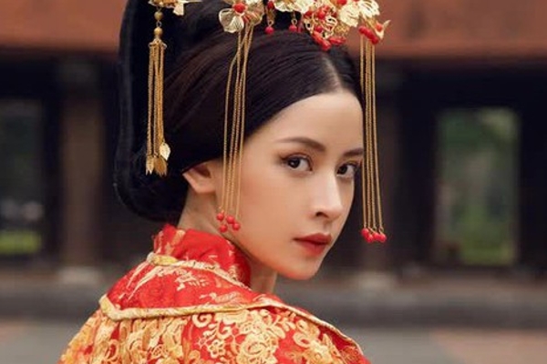 Chi Pu gặp sóng gió vì MV Anh Ơi Ở Lại: Fan Trung Quốc quay xe?