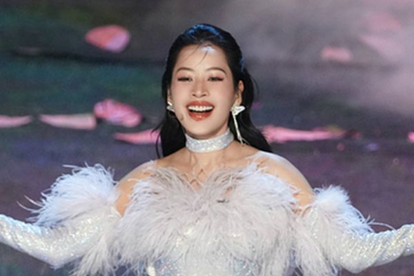 Chi Pu sẽ debut tại Đạp Gió 2023 cùng 6 tỷ tỷ nổi tiếng?