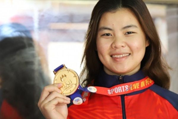 Cô gái Thái đoạt vàng liên tiếp tại SEA Games 32