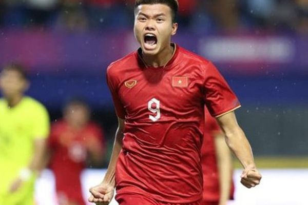 ĐTQG triệu tập: U22 Việt Nam nào sẽ được Troussier gọi tên?