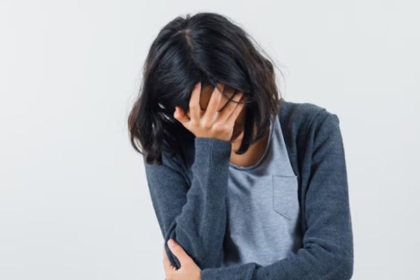 Đuổi ra khỏi nhà vì không kết hôn: Chuyện của một kế toán công sở