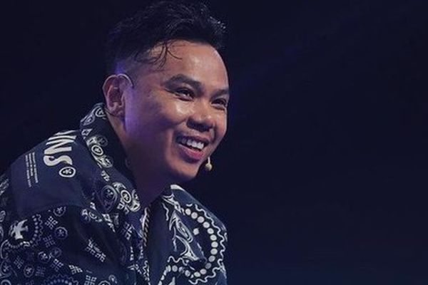 HLV Việt kiều tím người với ngôn ngữ nào trên Rap Việt mùa 3?