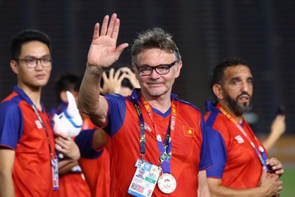 Hồ Văn Cường: Tình cảm, HCĐ SEA Games và một kết thúc đầy cảm xúc