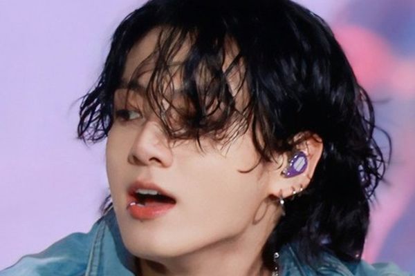 Jungkook (BTS) đối mặt đe dọa tính mạng từ fan cuồng?