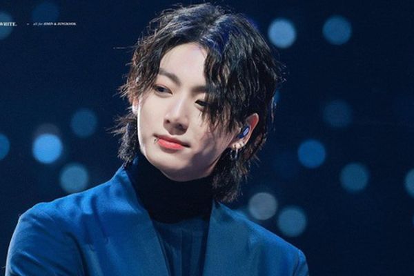 Jungkook (BTS) sẽ nhập ngũ trong thời gian sớm nhất