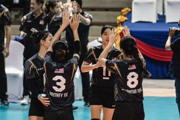 Malaysia chia đôi đội hình khi đối đầu Campuchia