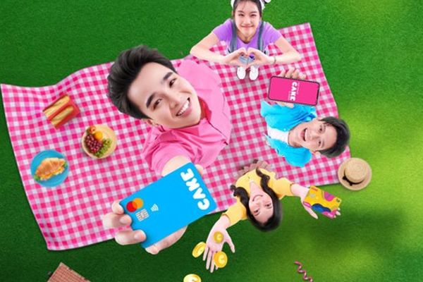 Mua sắm đắt đỏ - Để trải nghiệm 'chạm đỉnh' của tuổi trẻ