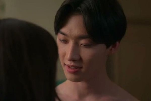 Mỹ nam Hàn đẹp không tì vết lên ngôi top 1 toàn cầu với phim hot XO, Kitty