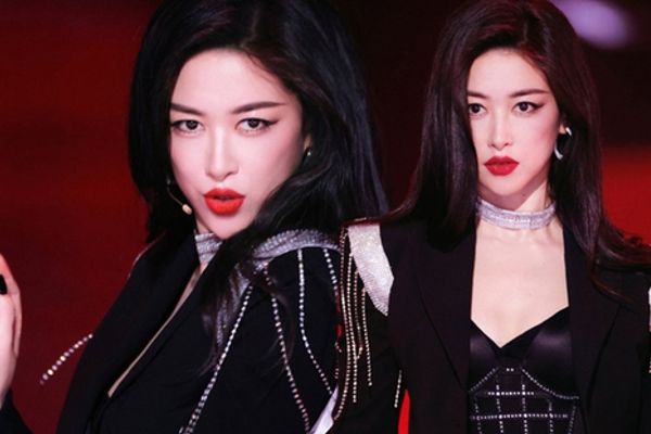 Mỹ nhân top 8 thế giới khiến fan mê mẩn với visual mãn nhãn và thần thái khó ai sánh bằng trong Đạp Gió 2023