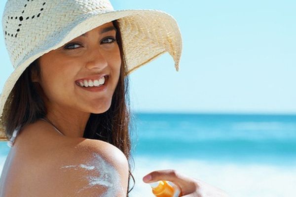 Những sản phẩm chăm sóc da tuyệt vời cho mùa hè