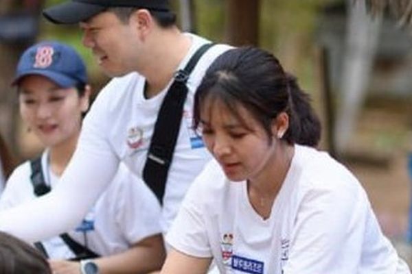 Nữ hoàng billiards Campuchia dành tiền thưởng SEA Games 32 làm từ thiện