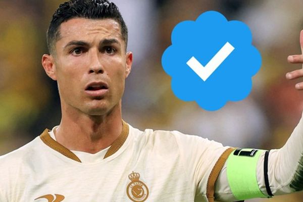 Ronaldo bị mất tick xanh trên Twitter vì không trả 8 USD - ai cũng bị áp đảo?