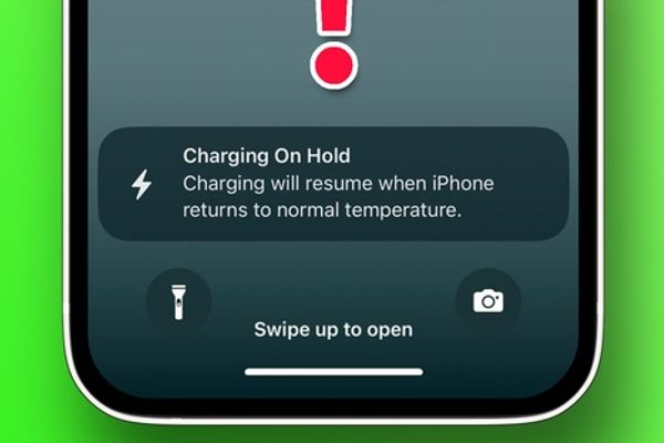 Sạc điện thoại mùa hè: Tháo ốp để tránh chai pin!