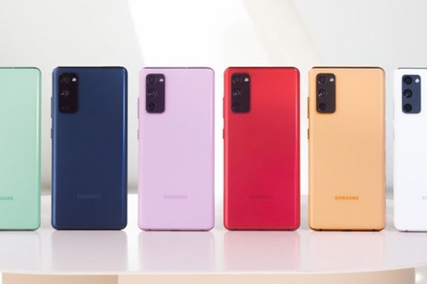 Siêu phẩm của Samsung giảm giá chóng mặt: Chỉ còn hơn 7 triệu!