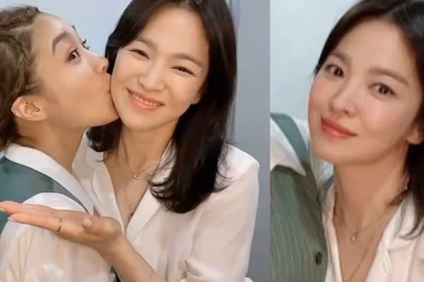 Song Hye Kyo tươi cười bên người bạn đặc biệt, ai là người đó?