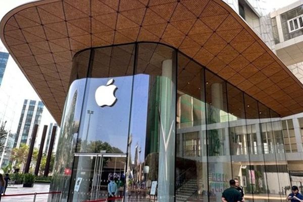 Thị trường Việt Nam suy giảm 30%, nhưng iPhone vẫn tăng trưởng đột biến