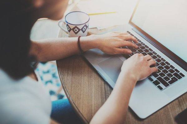 Top 5 chiến dịch video marketing thành công nhất 2016-2017: Những câu chuyện tình yêu đầy cảm xúc
