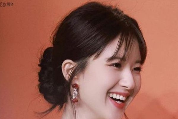 Triệu Lộ Tư - Nàng hoàng phim rác đình đám