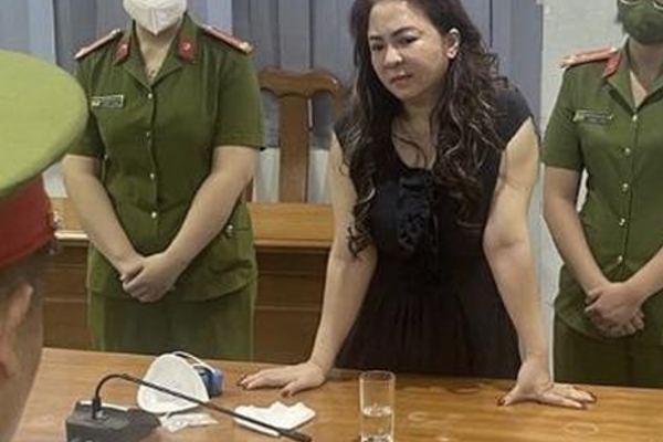 Triệu tập nghệ sĩ Hoài Linh, Vy Oanh, Thuỷ Tiên - Công Vinh, Đàm Vĩnh Hưng liên quan đến vụ án Nguyễn Phương Hằng