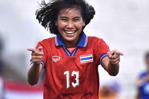 Tuyển Campuchia thảm bại 0-6, rời SEA Games 32 với nỗi đau chưa từng có