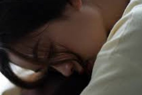 Yêu xa 3 năm, chờ đợi vô ích khi bị cắm sừng dài cả mét