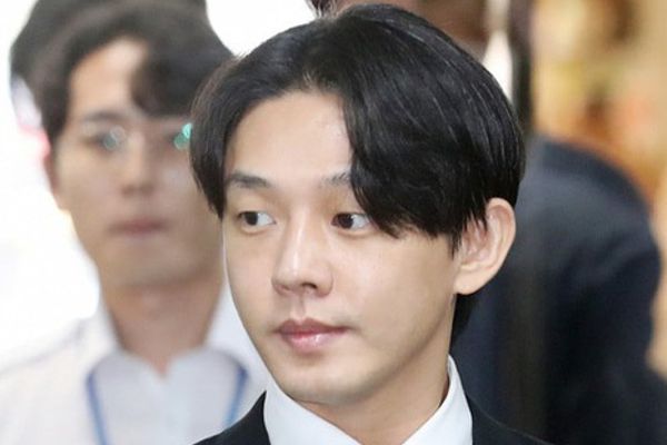 Yoo Ah In không bị bắt giữ sau khi thừa nhận sử dụng ma túy